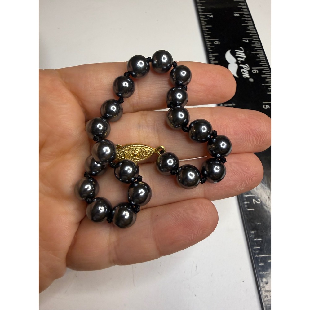 Dark Gray Faux Pearl Knotted Strand Bracelet Gold Tone Filigree Clasp 7.5 Inch